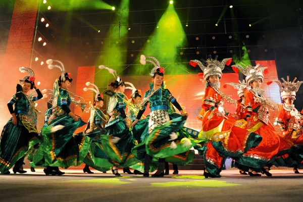 Le théâtre de danse et chant Guangxi à l&#039;Opéra d&#039;Alger