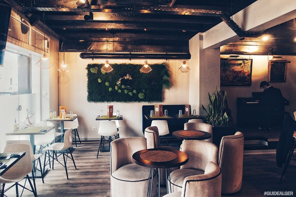 Les Copains d’abord. Nouveau Restaurant Lounge au Telemly